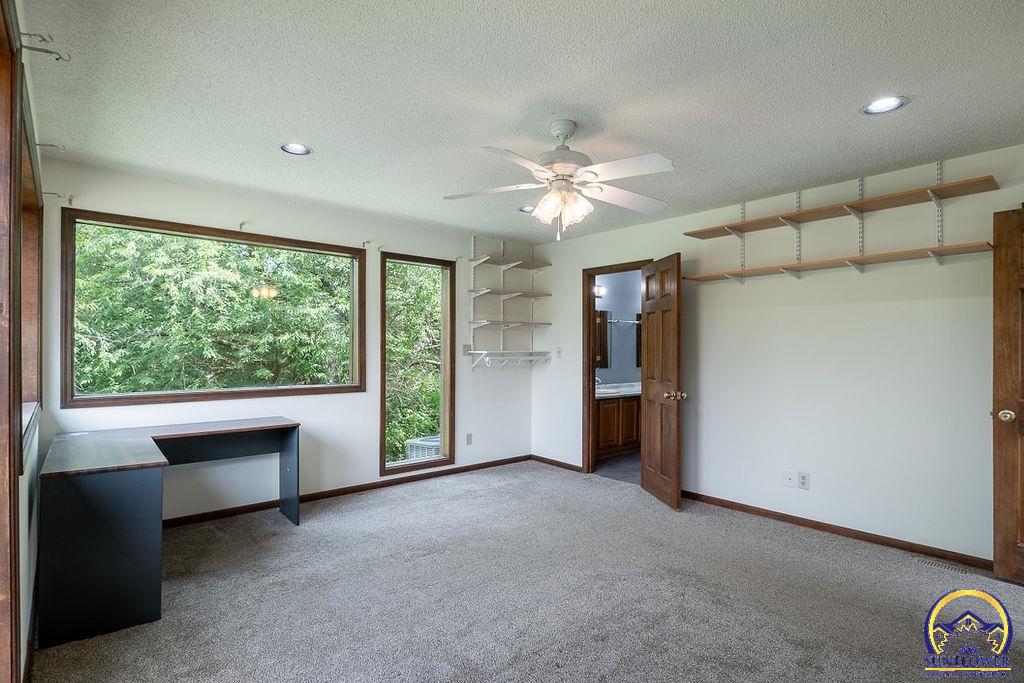 4620 NW 46th ST