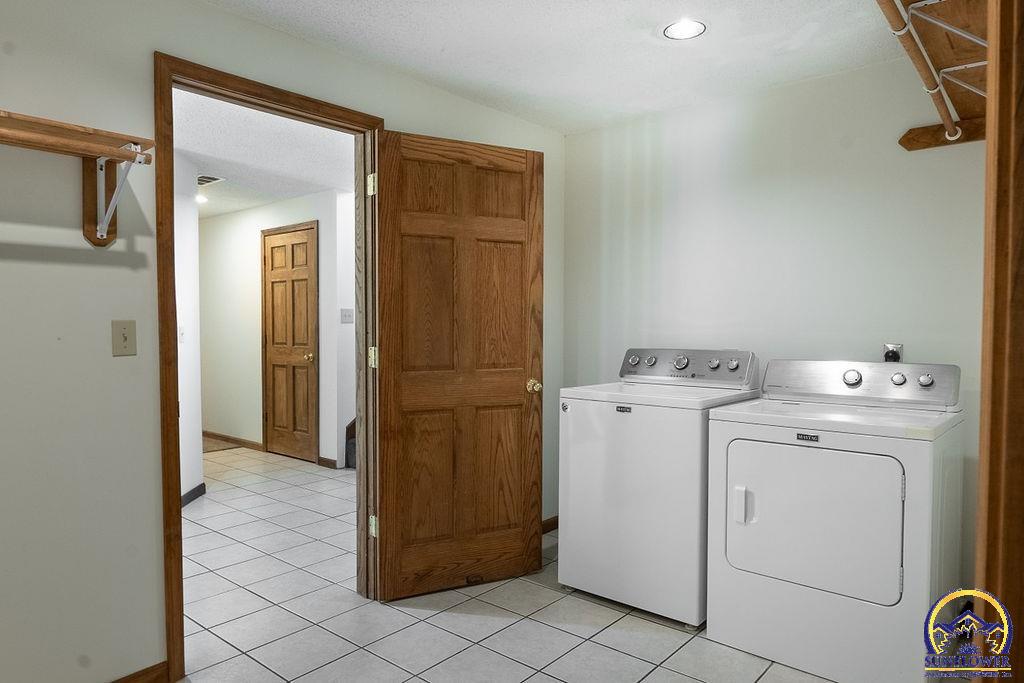 4620 NW 46th ST