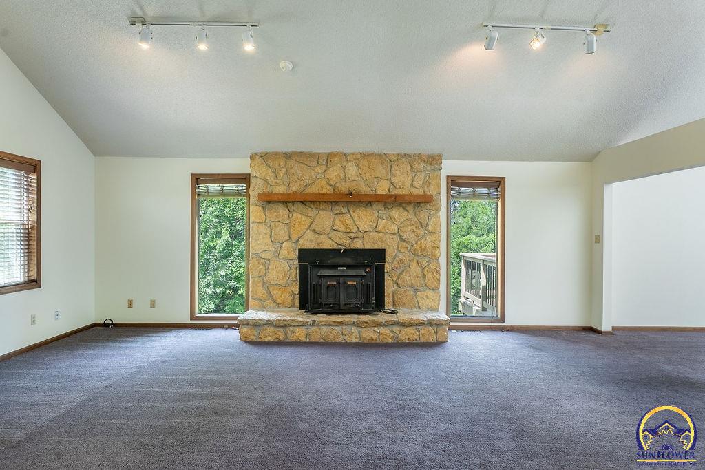 4620 NW 46th ST