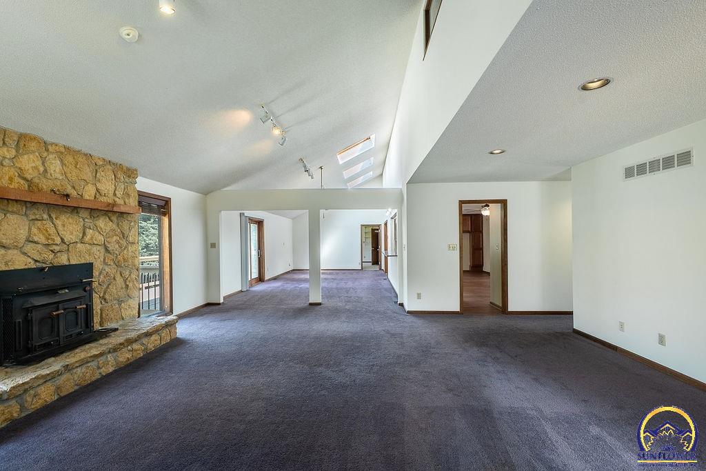 4620 NW 46th ST