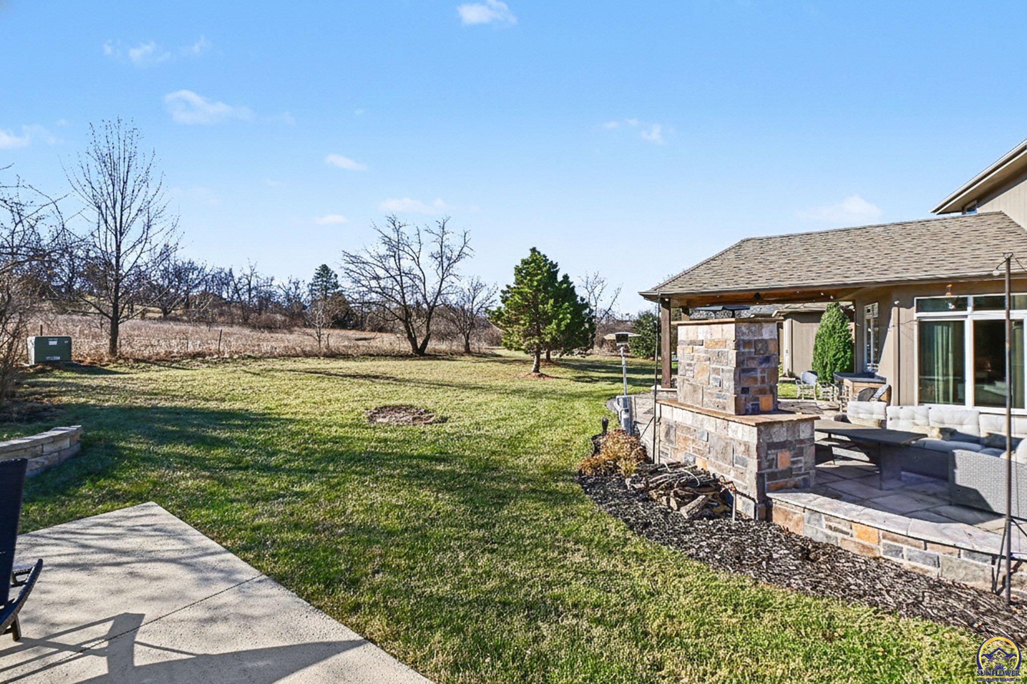 5739 SW 44th Ct