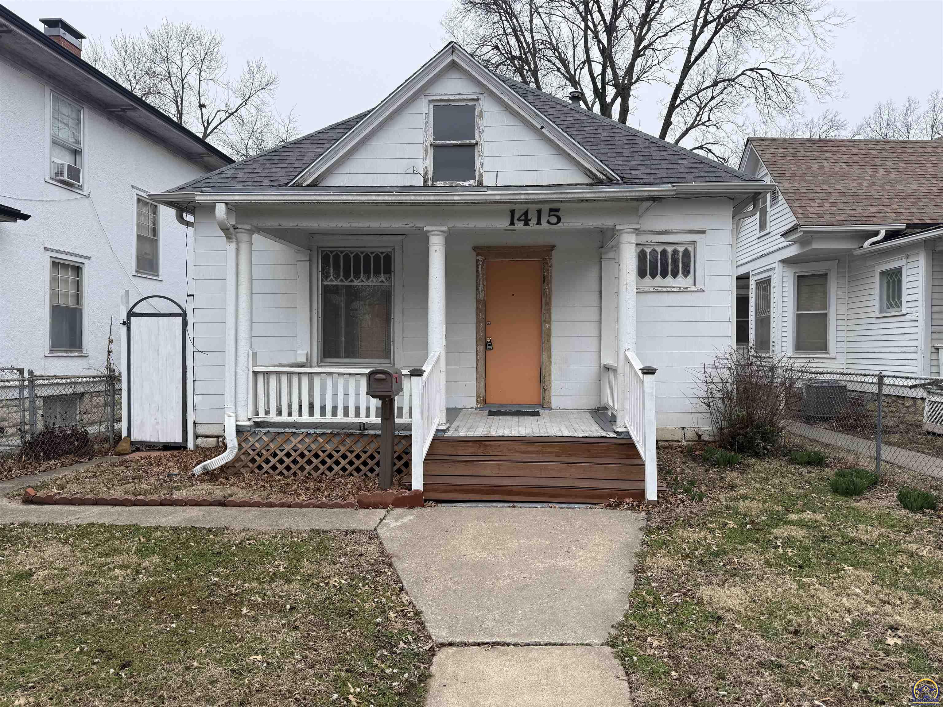 1415 SW Western AVE