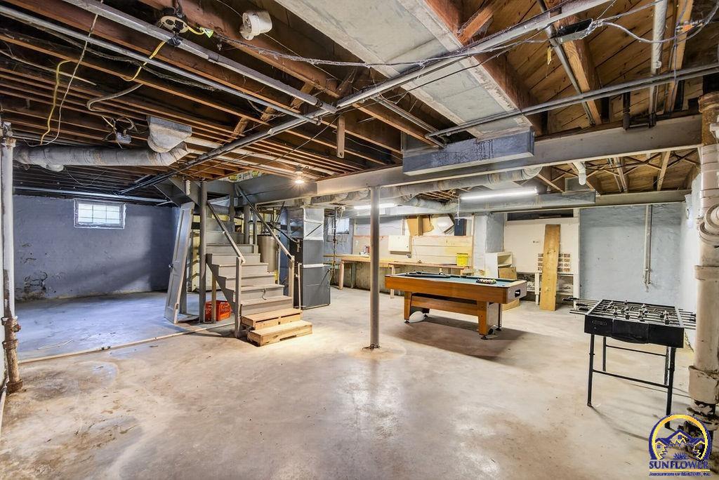 1101 SW Wayne AVE
