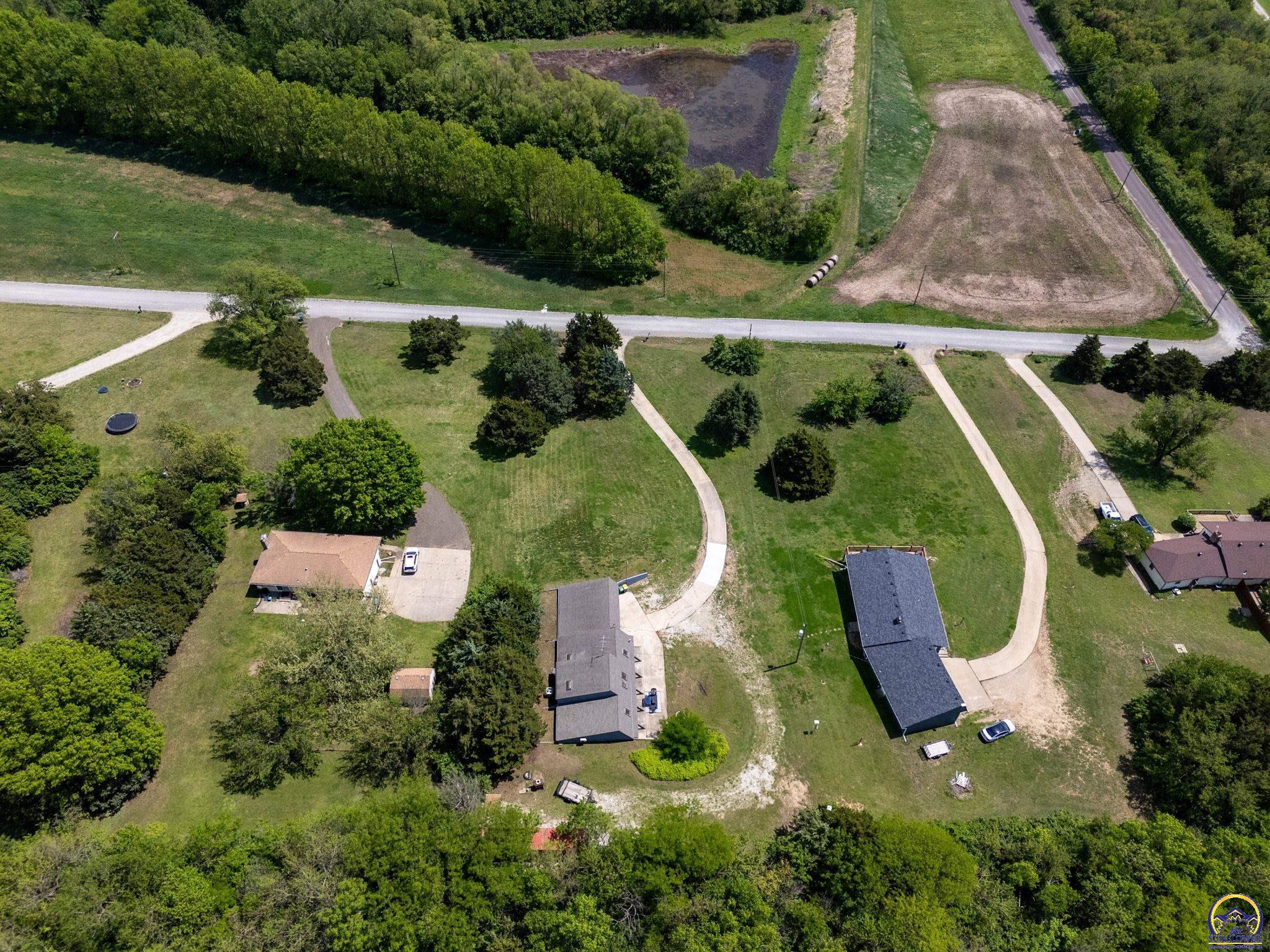 3325 NW Pipkin RD