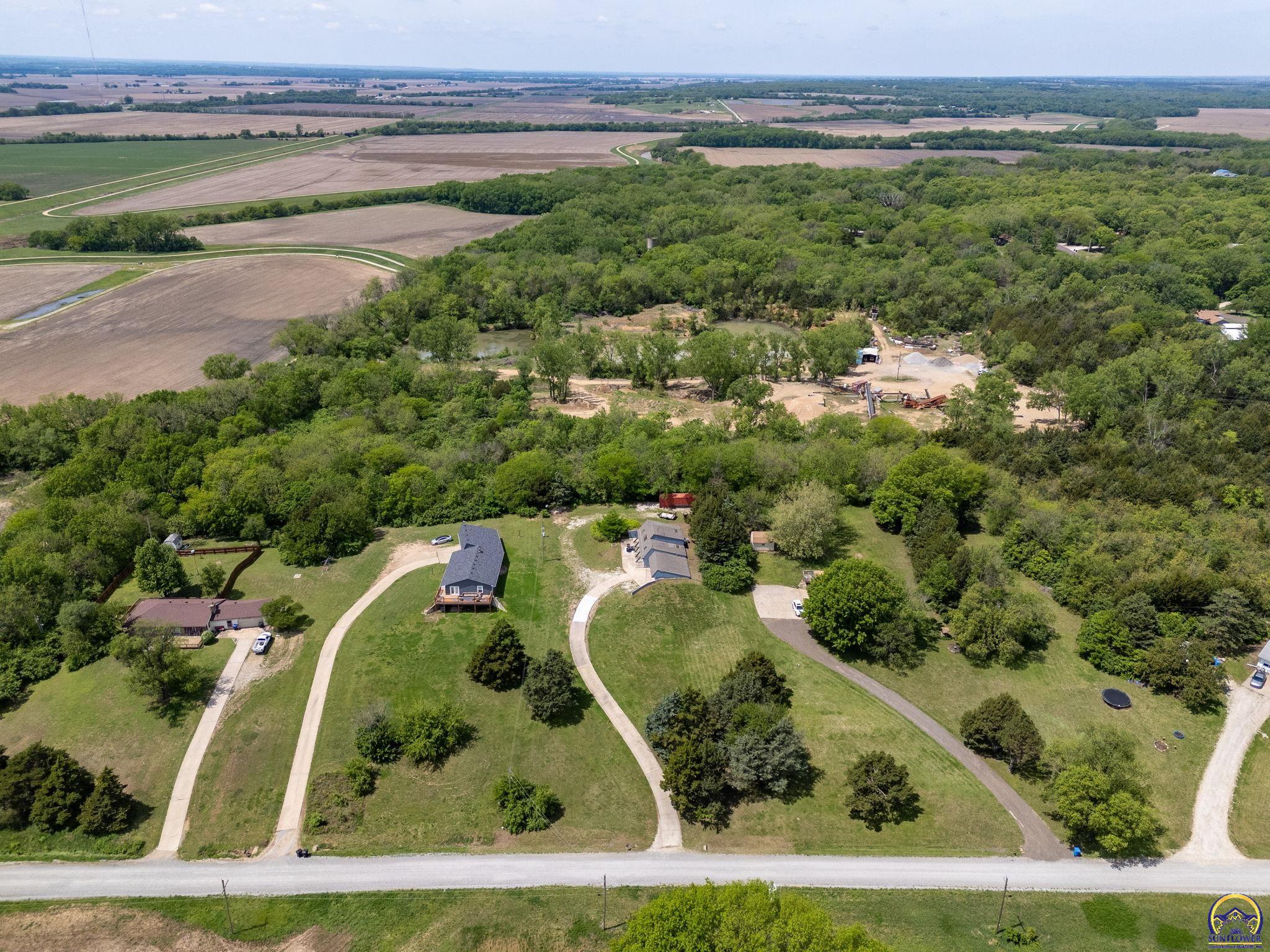 3325 NW Pipkin RD