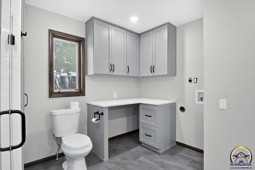 2327 SW Brookhaven LN Unit: #7