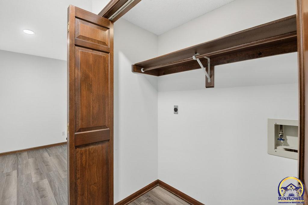 2327 SW Brookhaven LN Unit: #7