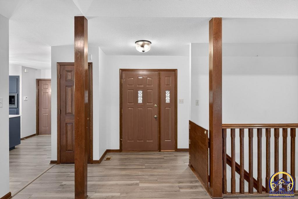 2327 SW Brookhaven LN Unit: #7