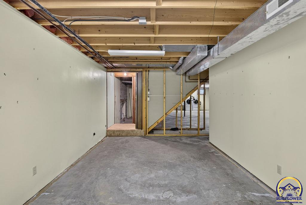 2327 SW Brookhaven LN Unit: #7