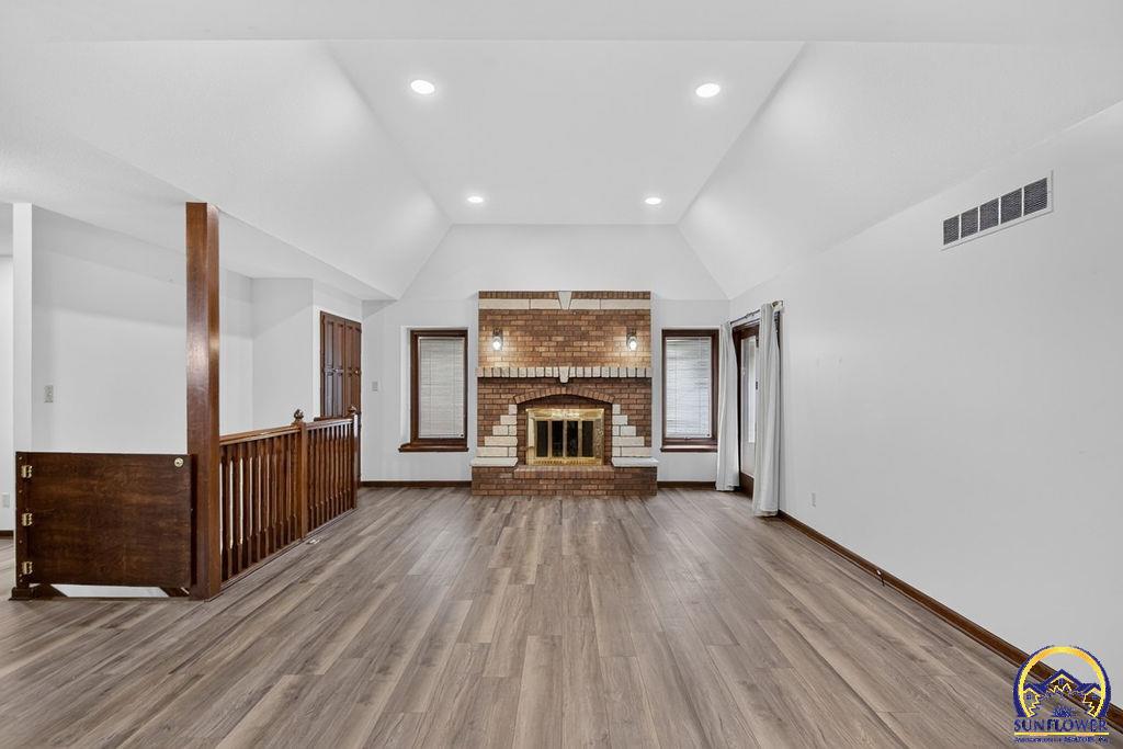 2327 SW Brookhaven LN Unit: #7