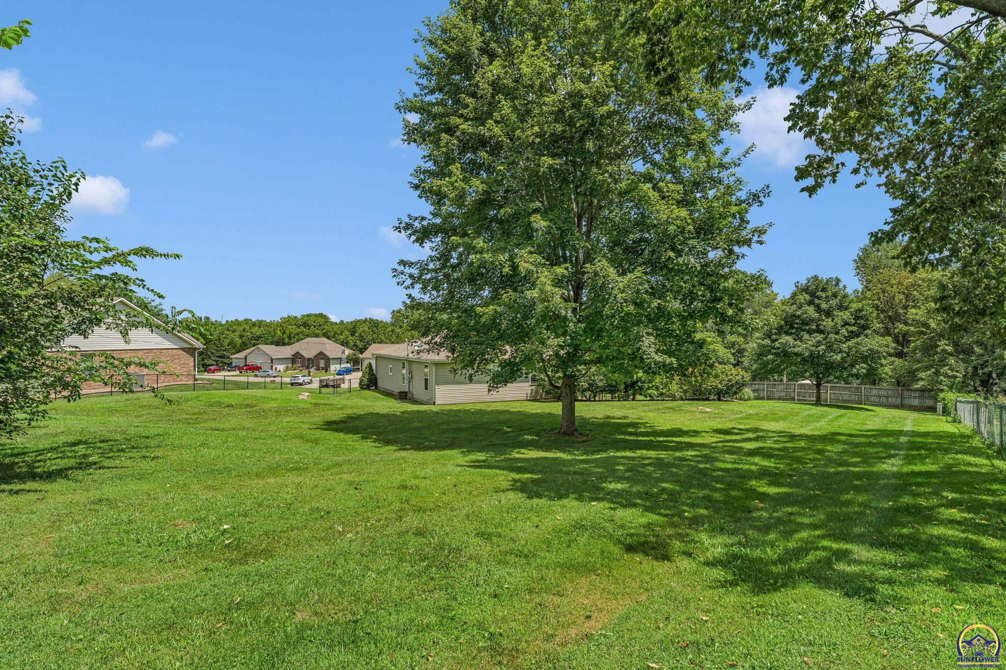 4447 SE Weekley CT