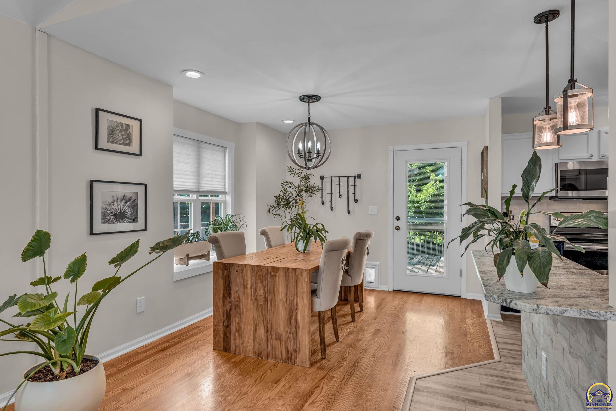 4447 SE Weekley CT