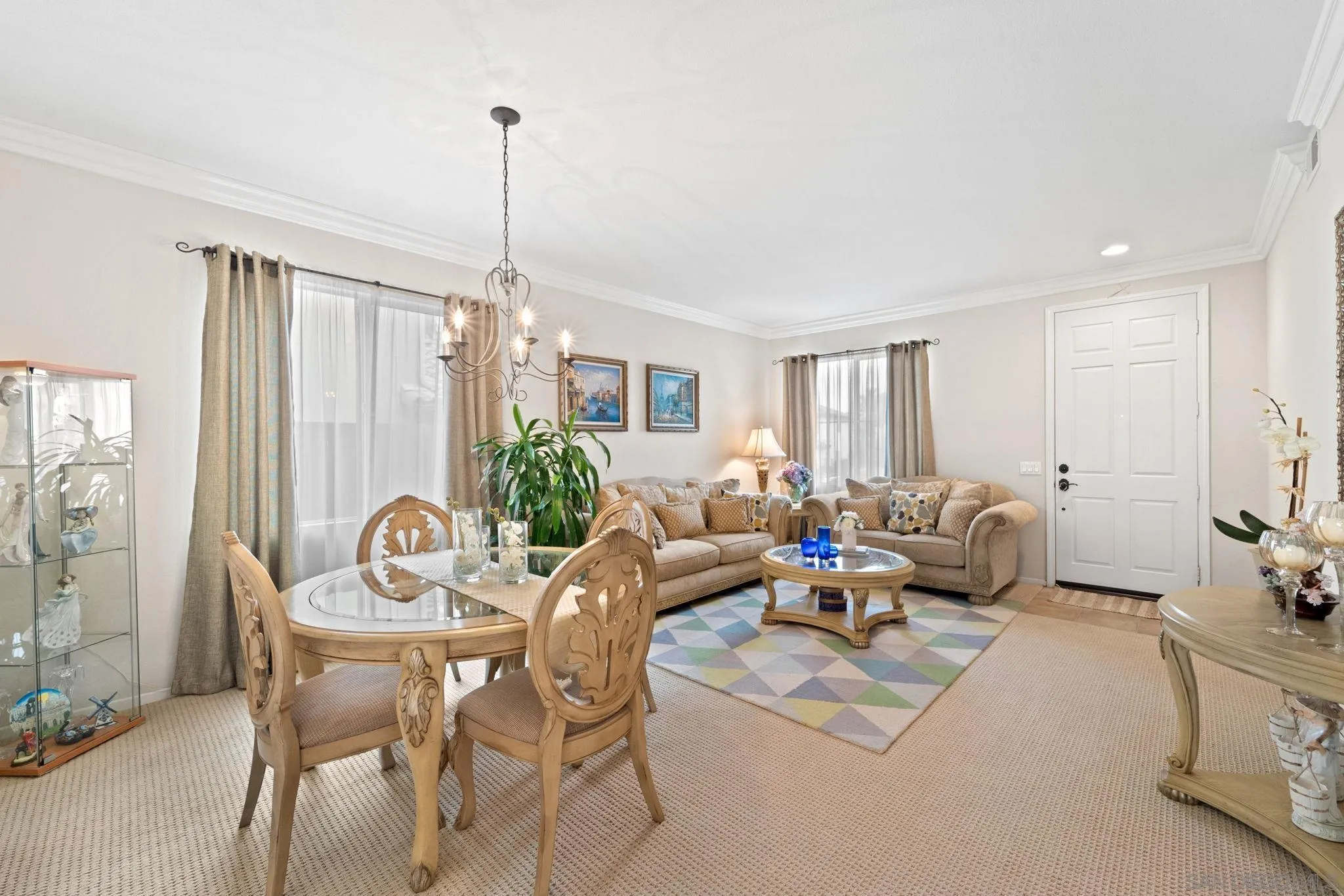 1318 Steiner Dr