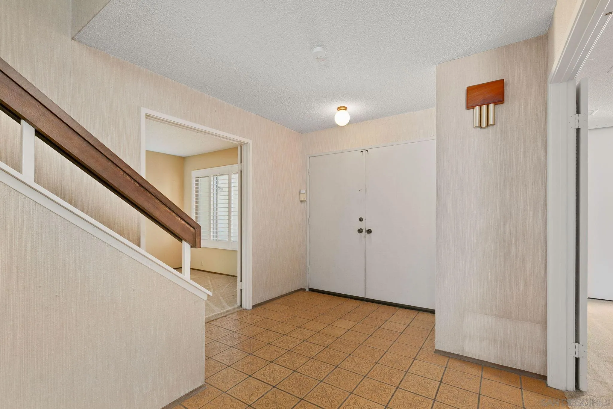 3265 Casa Bonita Drive