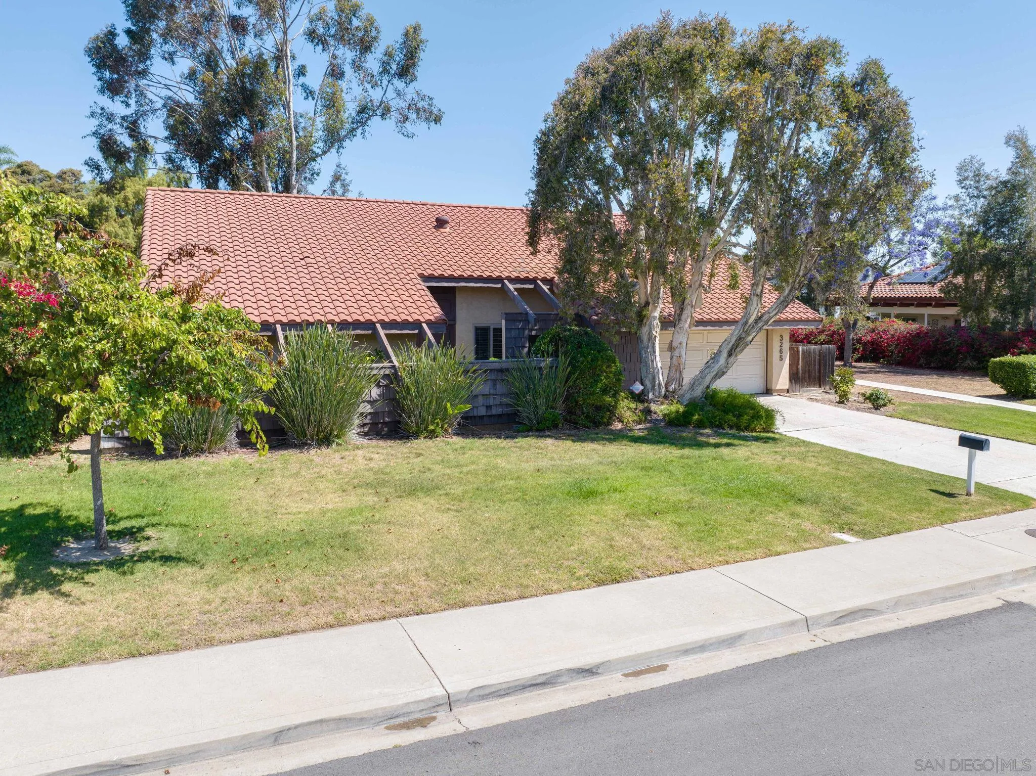 3265 Casa Bonita Drive