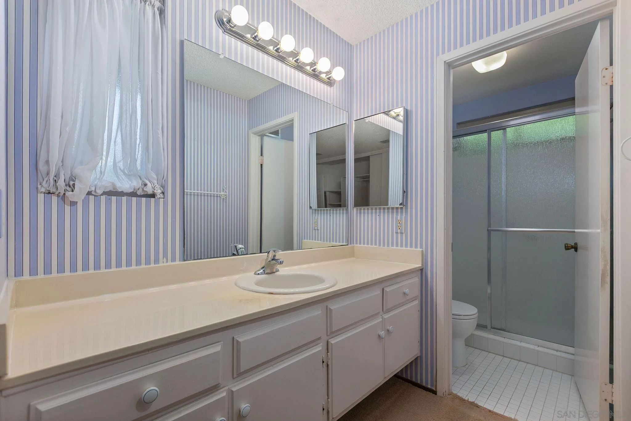 3265 Casa Bonita Drive