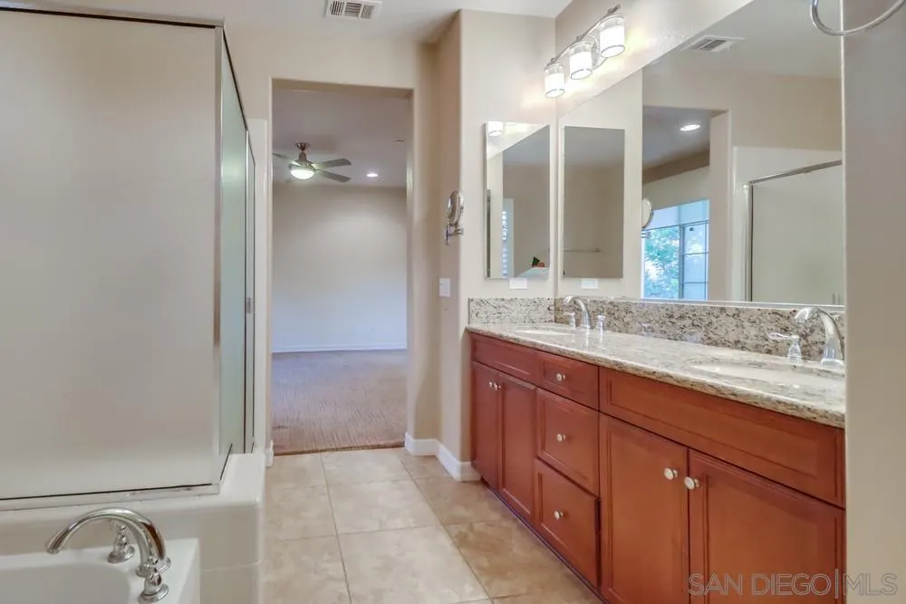 1715 Rolling Water Dr Unit 4