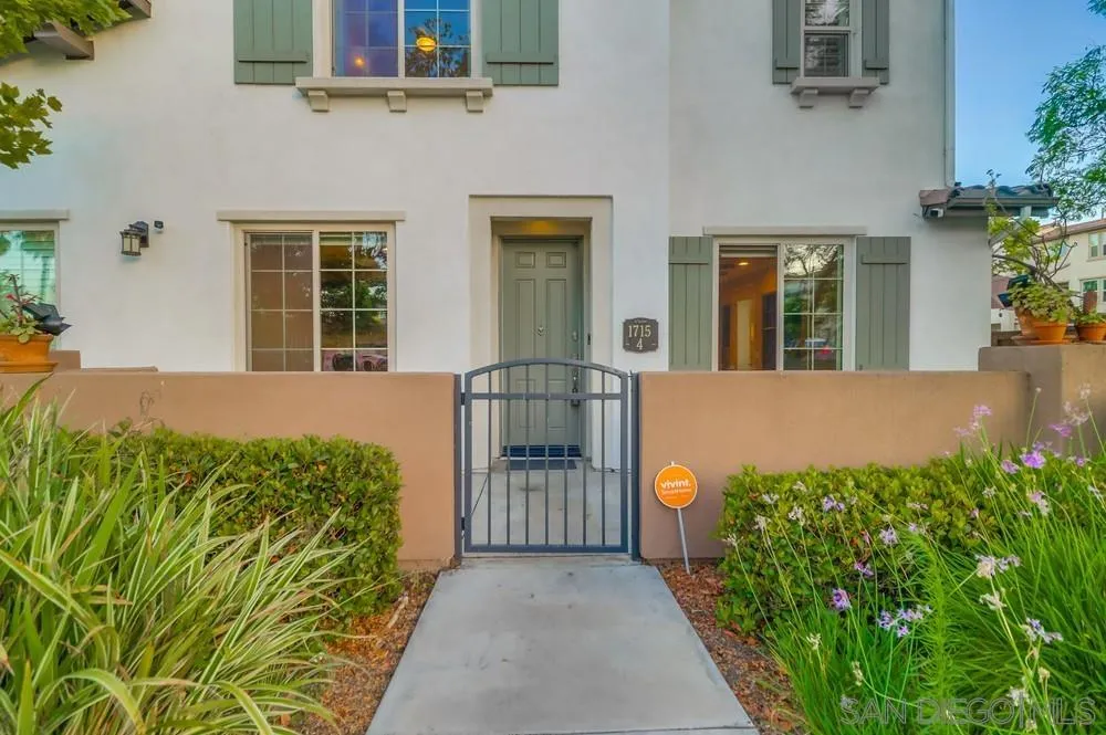 1715 Rolling Water Dr Unit 4