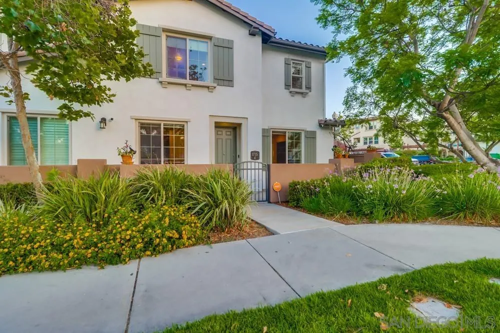 1715 Rolling Water Dr Unit 4