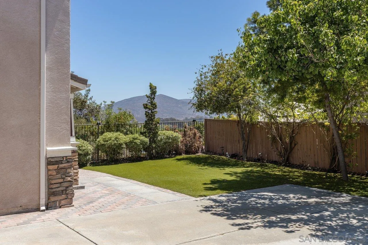 2567 Secret Canyon Pl