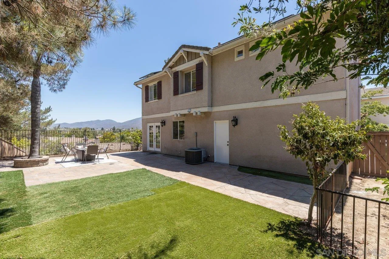 2567 Secret Canyon Pl