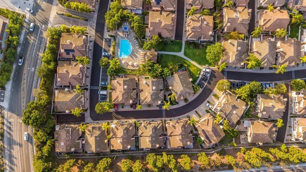 1386 Serena Cir Unit 2