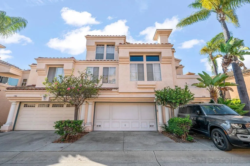 1386 Serena Cir Unit 2