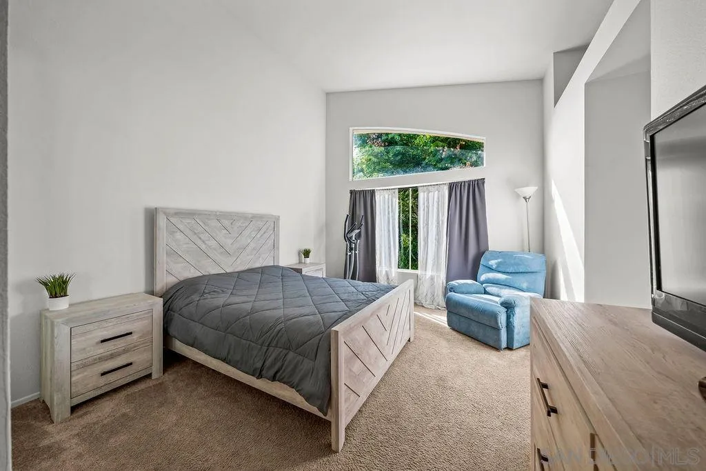 1386 Serena Cir Unit 2