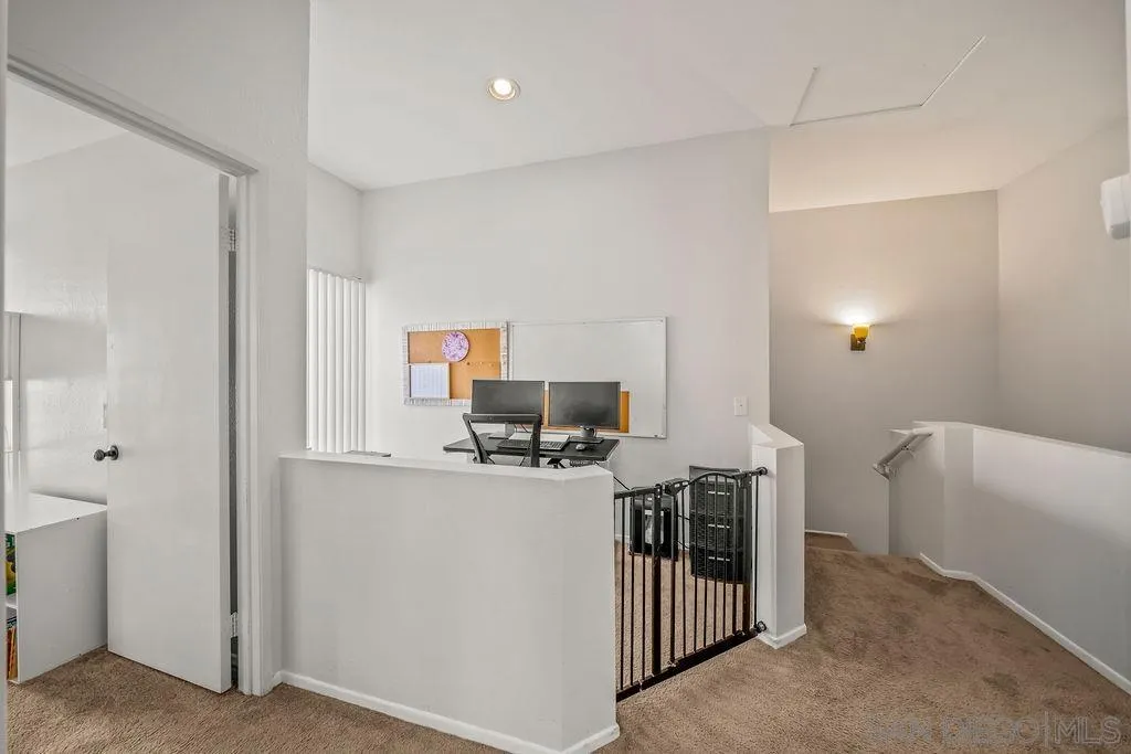 1386 Serena Cir Unit 2