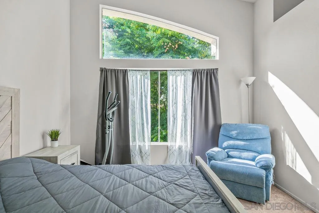 1386 Serena Cir Unit 2