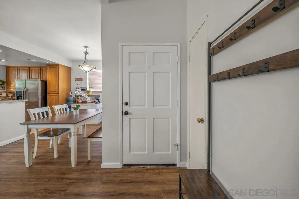 1386 Serena Cir Unit 2