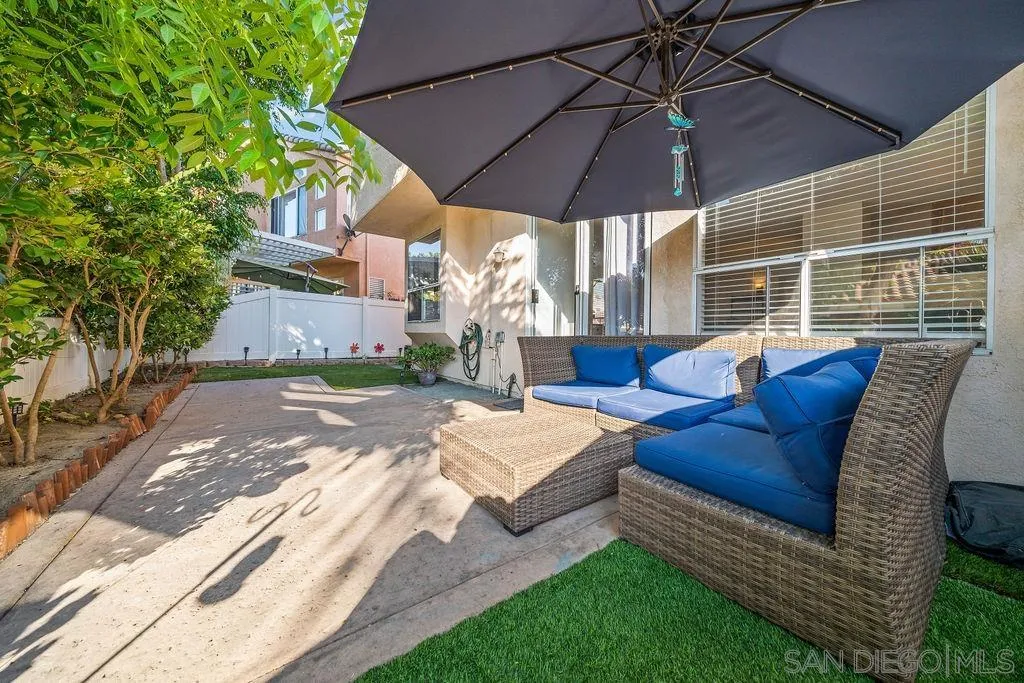 1386 Serena Cir Unit 2