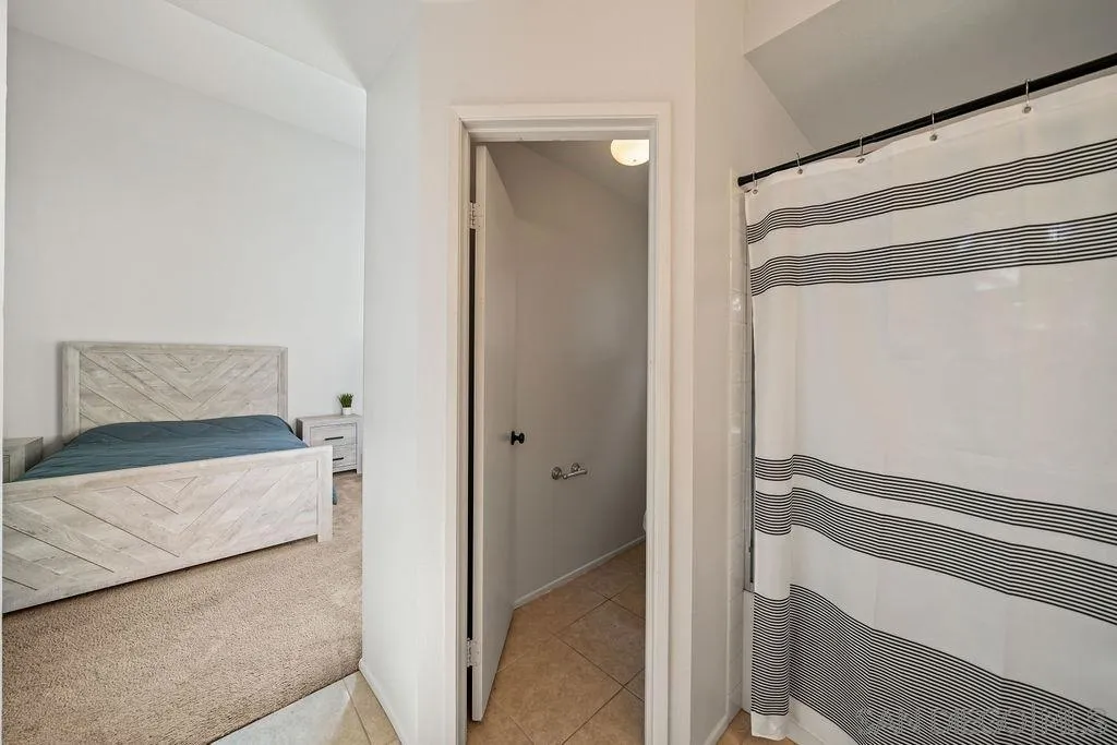 1386 Serena Cir Unit 2