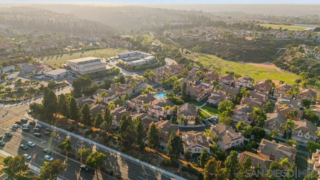 1386 Serena Cir Unit 2