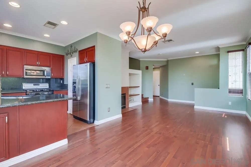 1270 El Cortez Ct