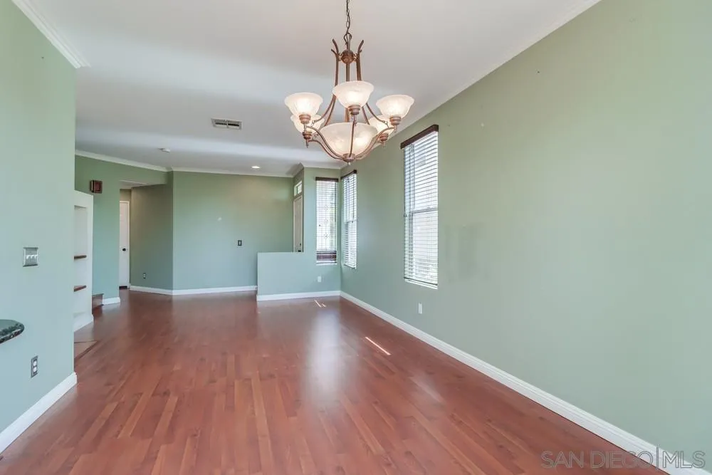 1270 El Cortez Ct