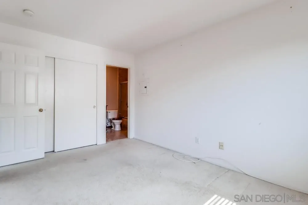 1270 El Cortez Ct