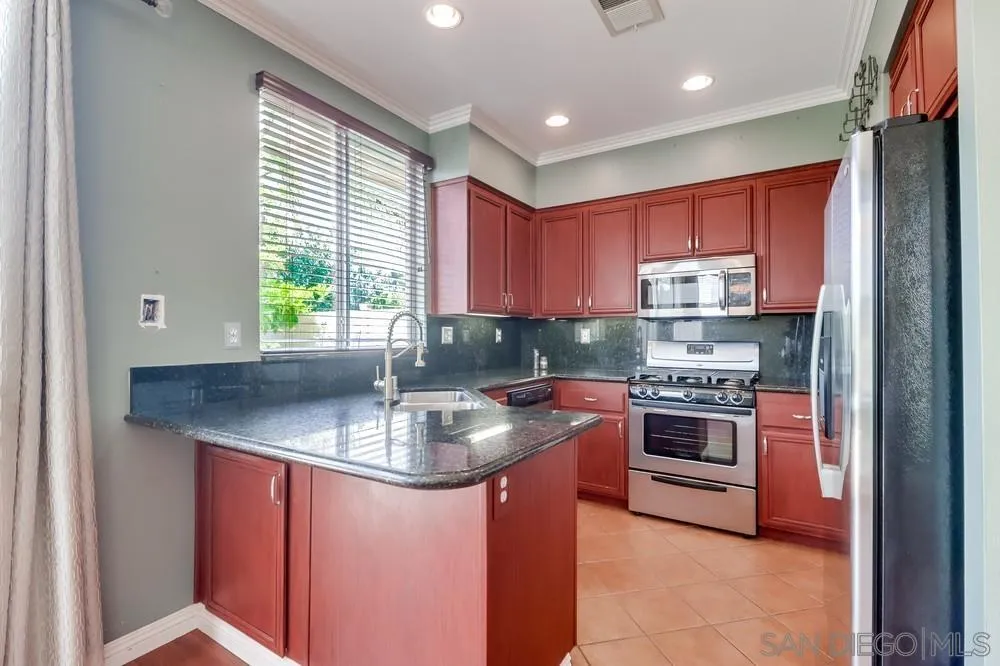 1270 El Cortez Ct