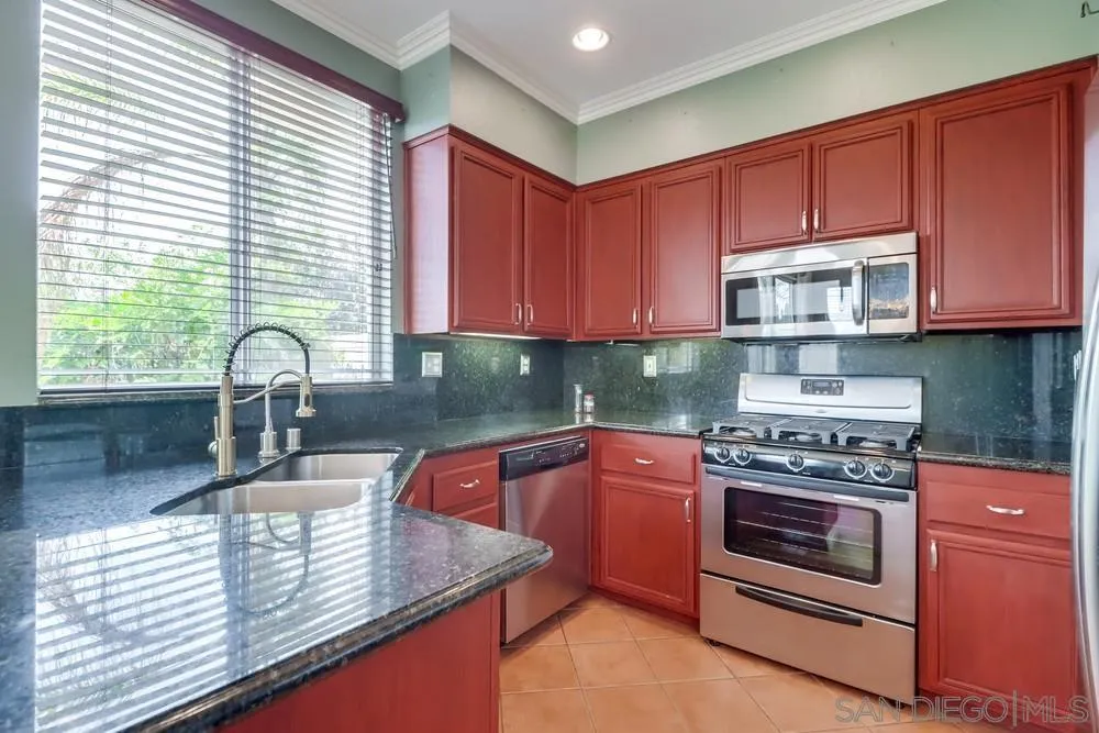 1270 El Cortez Ct