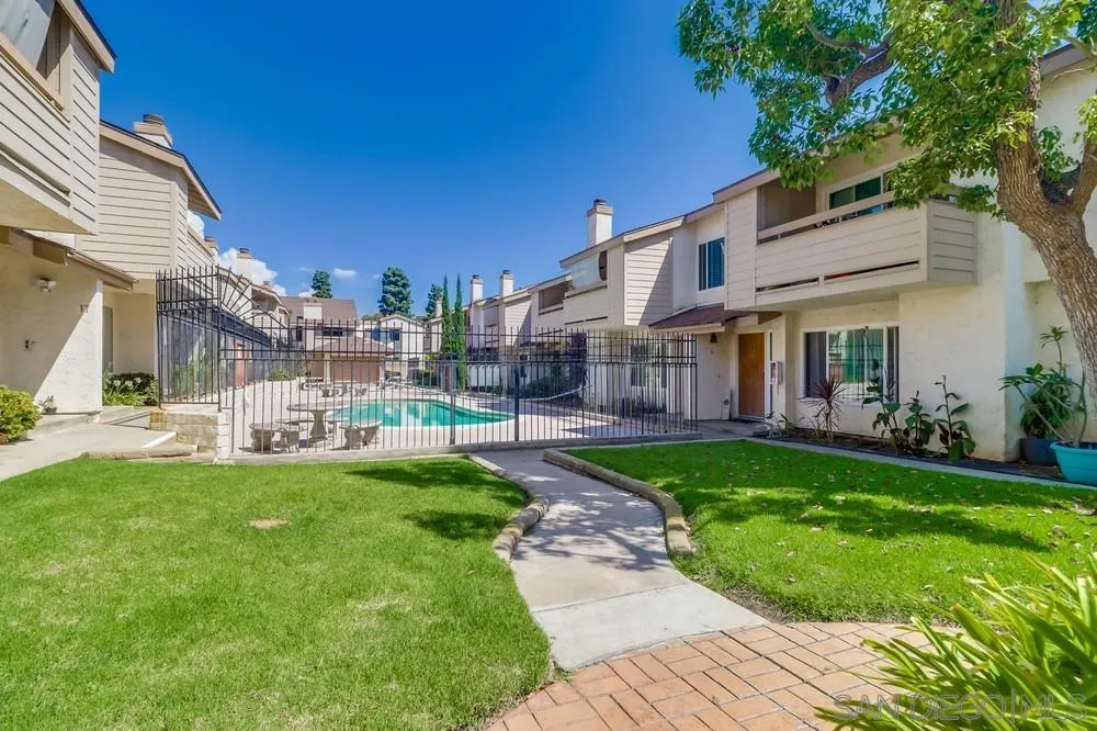 1737 Melrose Ave Unit 63