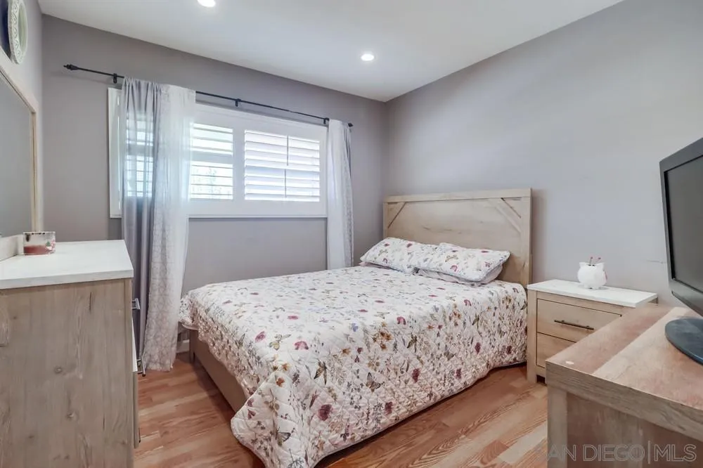 1737 Melrose Ave Unit 63