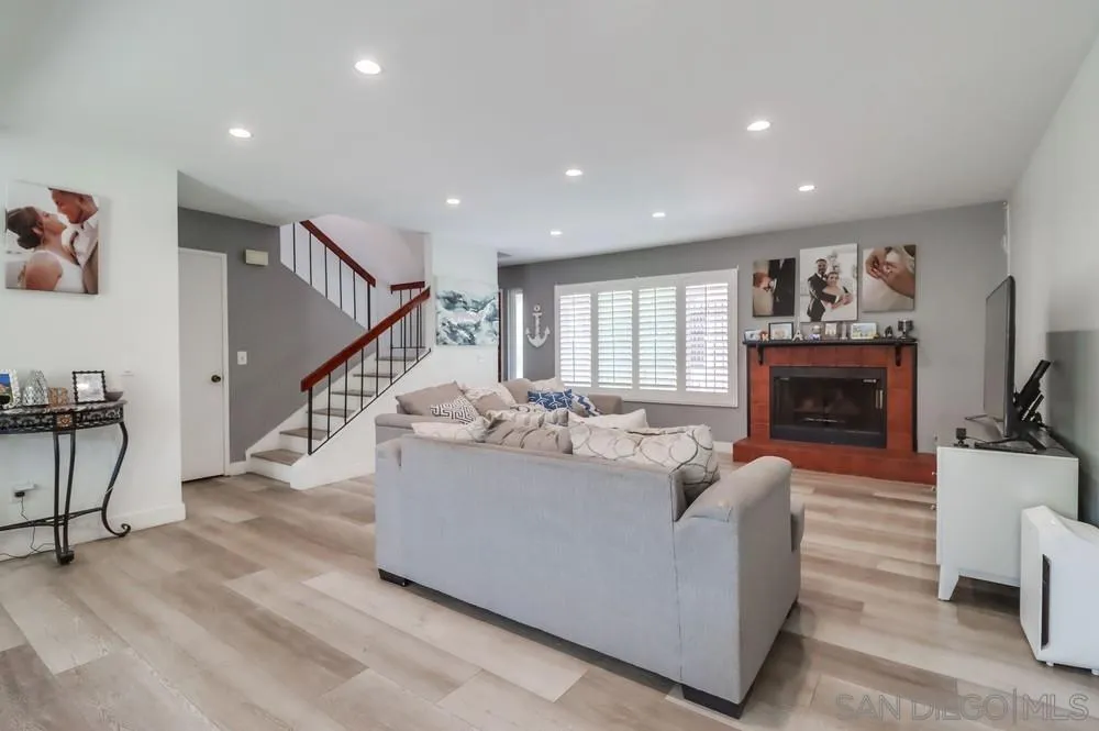1737 Melrose Ave Unit 63