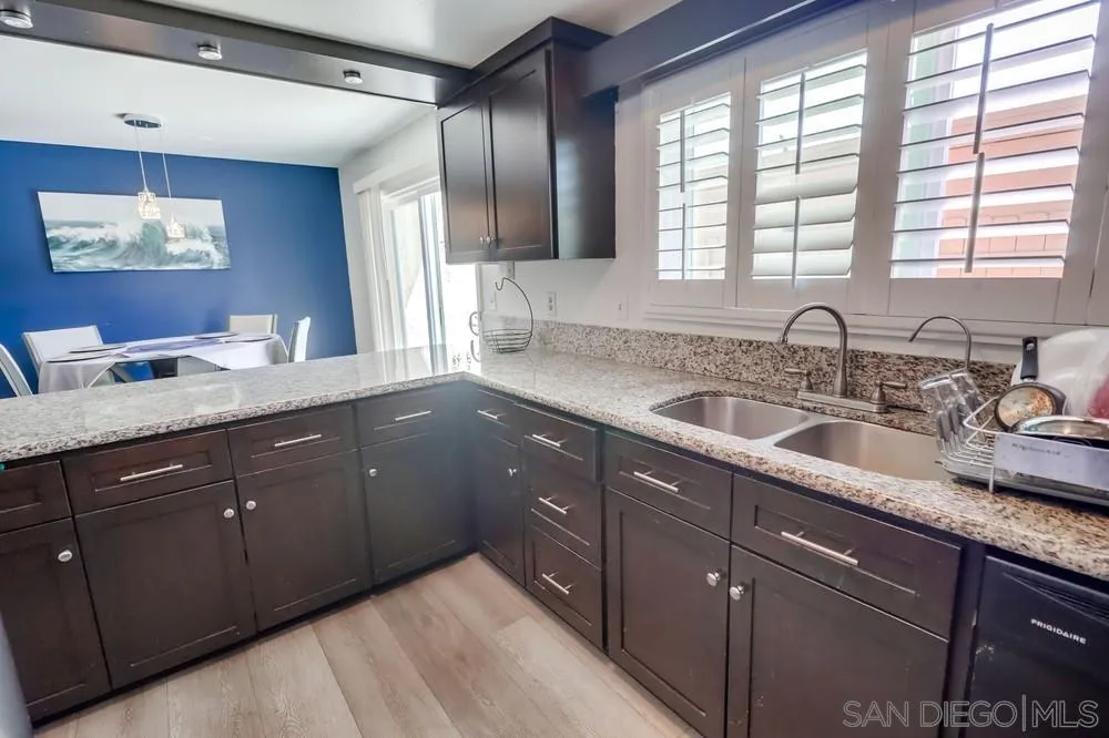 1737 Melrose Ave Unit 63