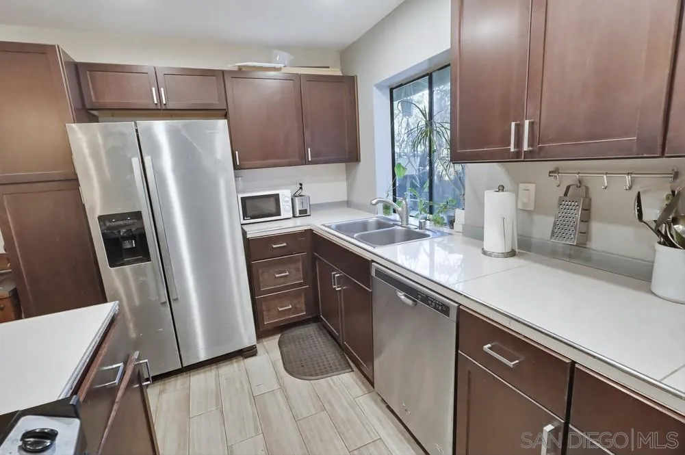 10781 Caminito Bravura