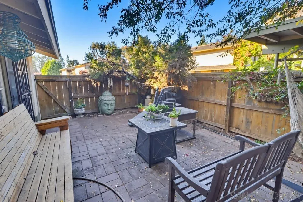 10781 Caminito Bravura