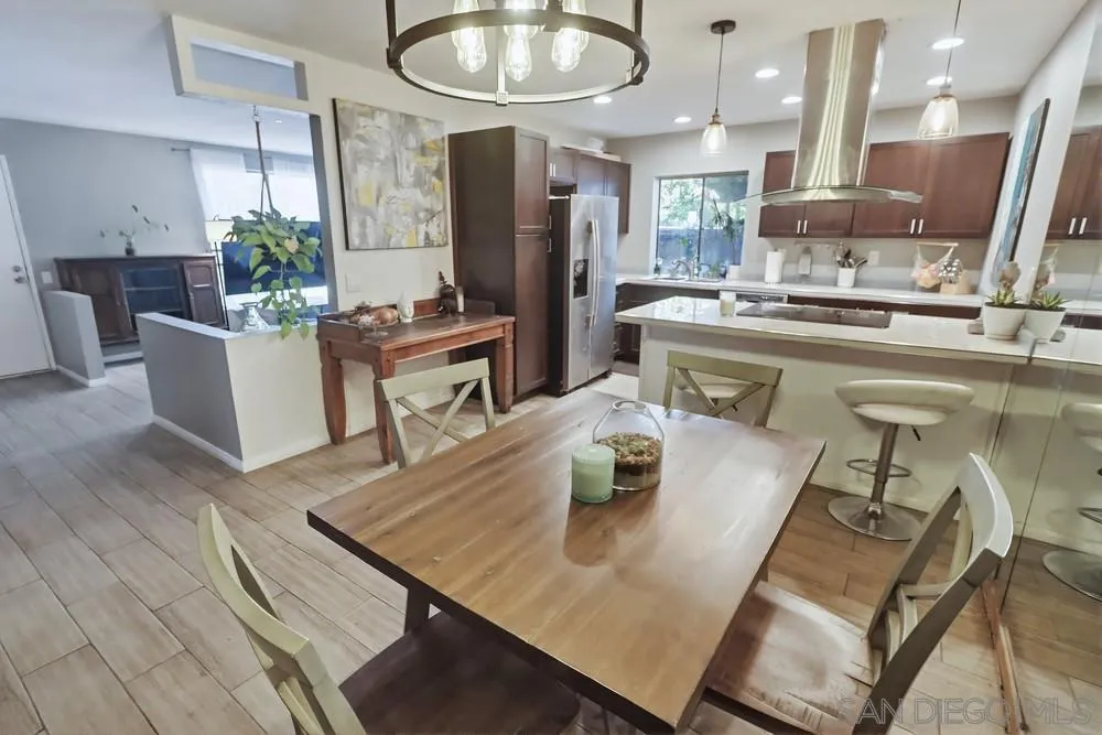 10781 Caminito Bravura