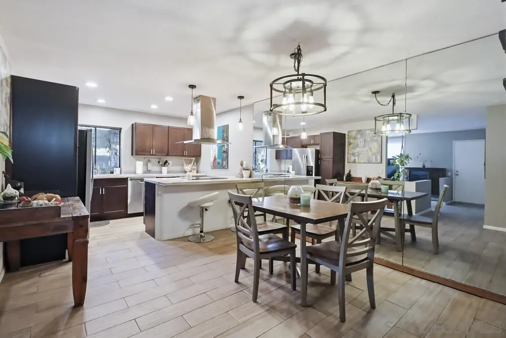 10781 Caminito Bravura