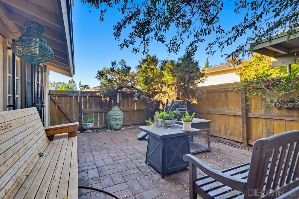 10781 Caminito Bravura