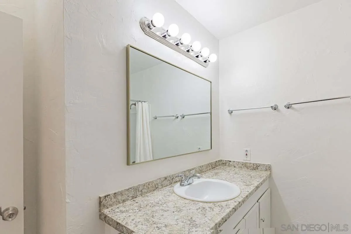 1352-54 Imperial Beach Blvd