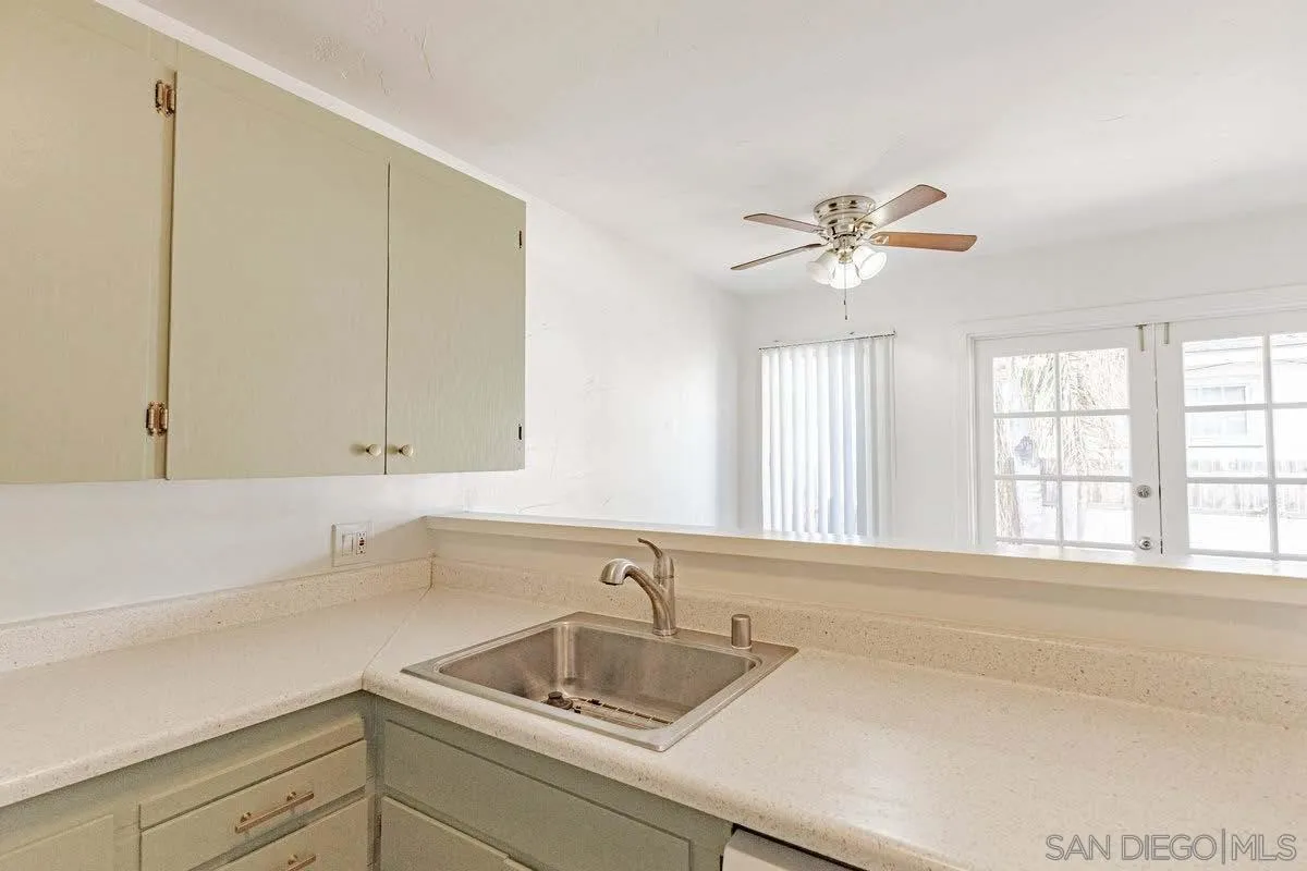 1352-54 Imperial Beach Blvd